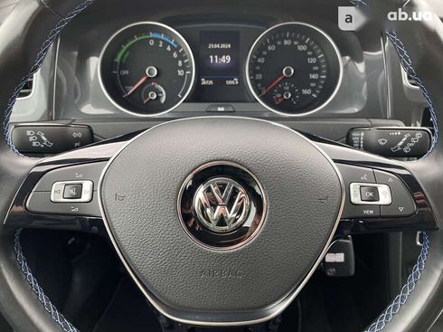 Volkswagen e-Golf 2020 - фото 25