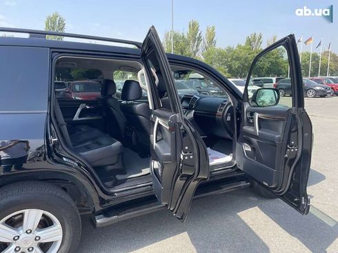 Toyota Land Cruiser 2012 - фото 17