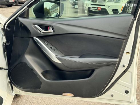 Mazda 6 2017 белый - фото 24