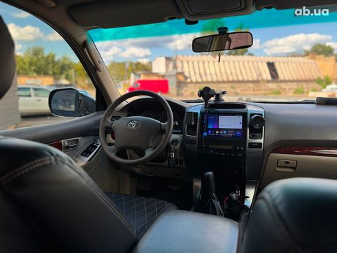 Toyota Land Cruiser Prado 2006 черный - фото 30