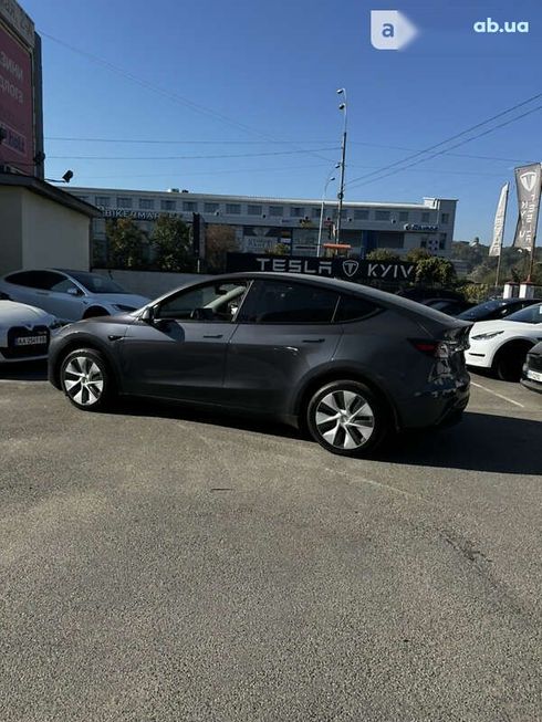 Tesla Model Y 2022 - фото 22