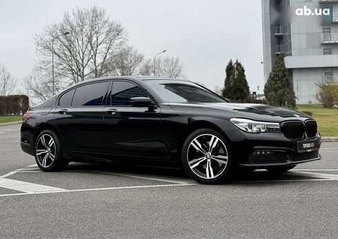 BMW 7 серия 2018 - фото 21