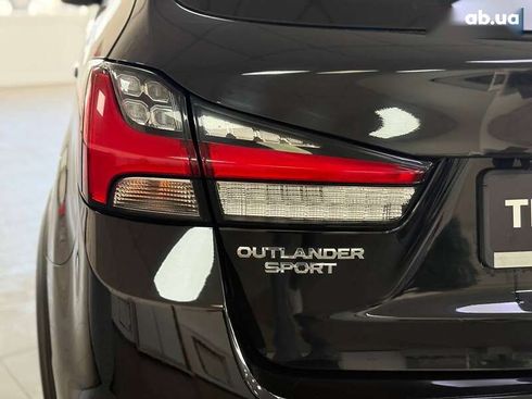 Mitsubishi Outlander 2019 - фото 13