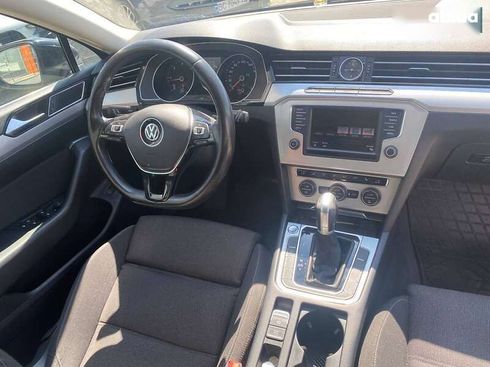 Volkswagen Passat 2016 - фото 10