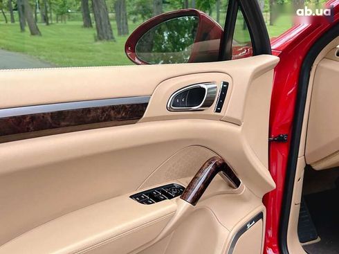 Porsche Cayenne 2015 - фото 27