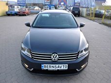 Продаж вживаних Volkswagen Passat 2010 року - купити на Автобазарі