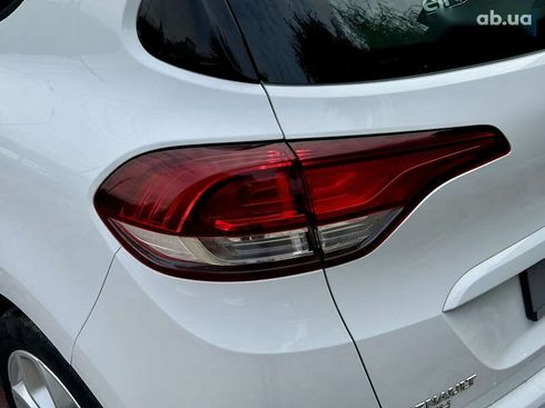 Renault Scenic 2017 - фото 9