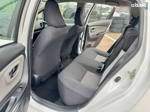 Toyota Yaris 2017 - фото 29
