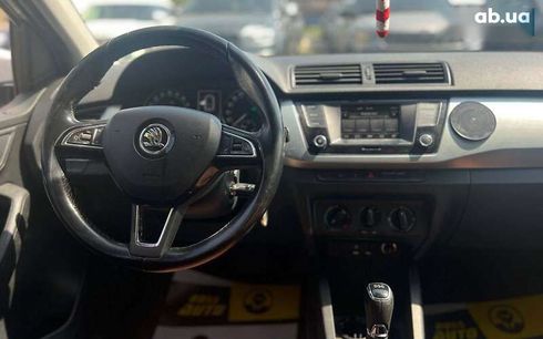 Skoda Fabia 2015 - фото 14