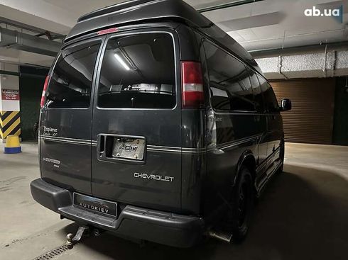 Chevrolet Express 2004 - фото 12