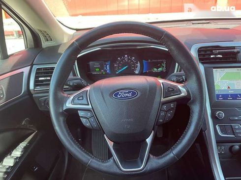 Ford Fusion 2018 - фото 15