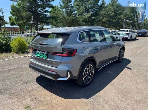 BMW iX1 2023 - фото 3