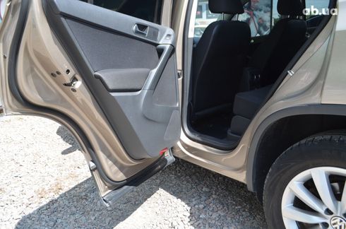 Volkswagen Tiguan 2011 бежевый - фото 12