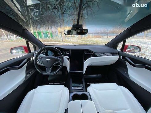 Tesla Model X 2019 - фото 21