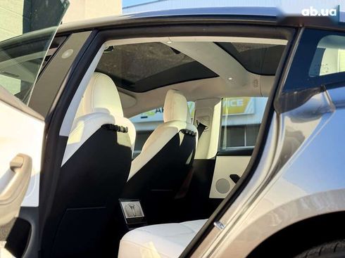 Tesla Model 3 2025 - фото 15