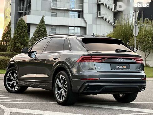 Audi Q8 2021 - фото 7