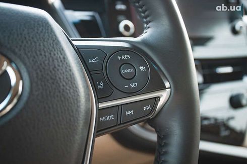 Toyota Camry 2023 - фото 22