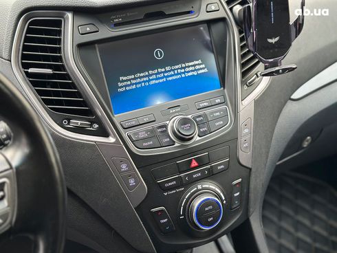 Hyundai Santa Fe 2012 белый - фото 25