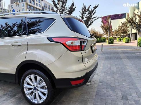 Ford Escape 2016 - фото 15