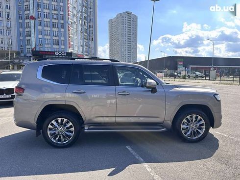 Toyota Land Cruiser 2023 - фото 25