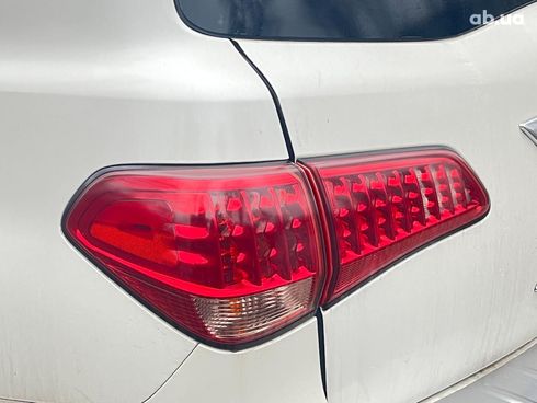 Infiniti QX80 2017 белый - фото 40