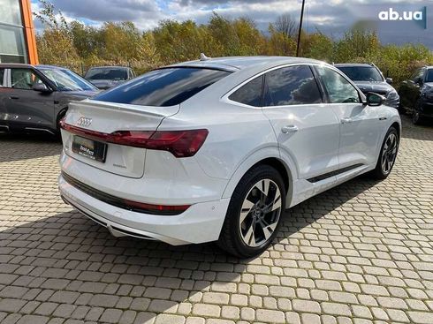 Audi E-Tron 2022 - фото 8