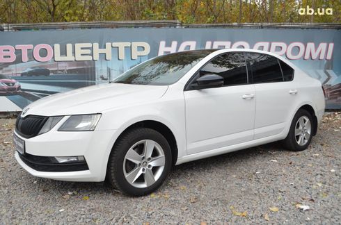 Skoda Octavia 2019 белый - фото 7