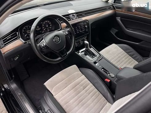 Volkswagen Passat 2018 - фото 23