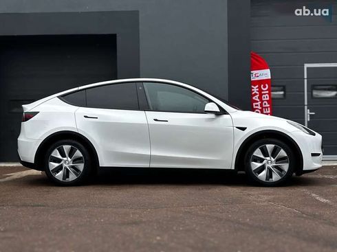 Tesla Model Y 2023 - фото 11
