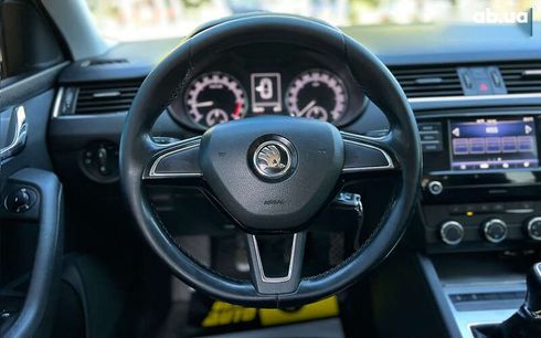 Skoda Octavia 2017 - фото 14