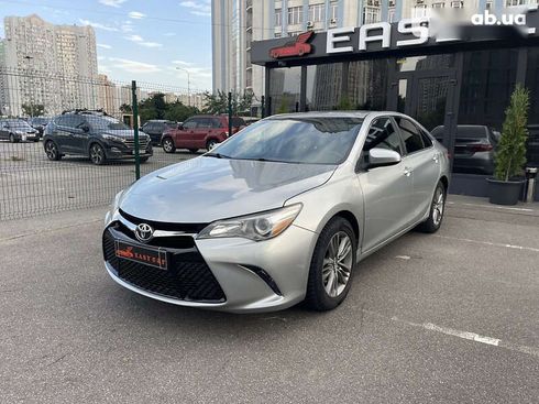 Toyota Camry 2017 - фото 10