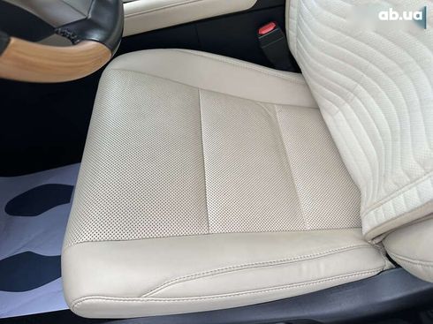 Lexus RX 2021 - фото 9