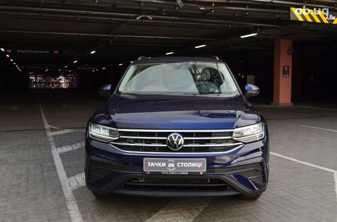 Volkswagen Tiguan 2022 синий - фото 2