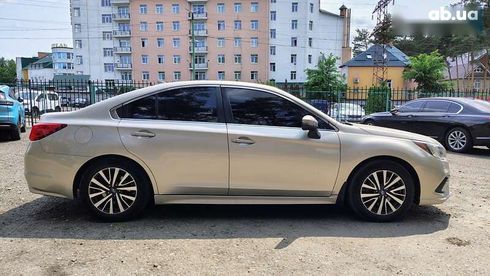 Subaru Legacy 2017 - фото 5