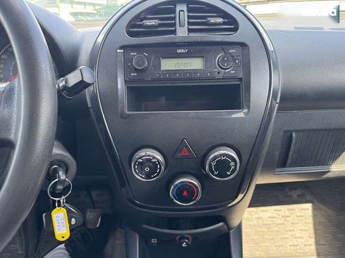 Geely GX-2 2013 - фото 17