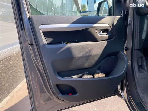 Opel Zafira Life 2020 - фото 16