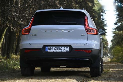 Volvo XC40 2024 - фото 25