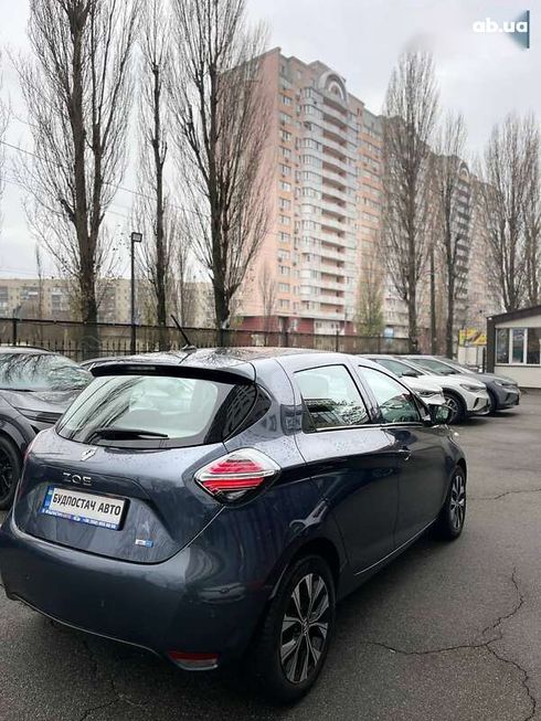 Renault Zoe 2021 - фото 10