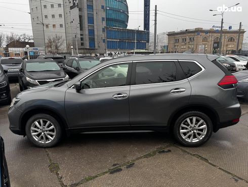 Nissan X-Trail 2017 серый - фото 2