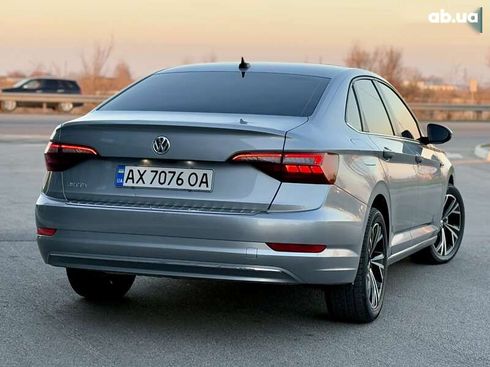 Volkswagen Jetta 2021 - фото 10