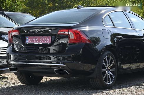 Volvo S60 2017 - фото 19