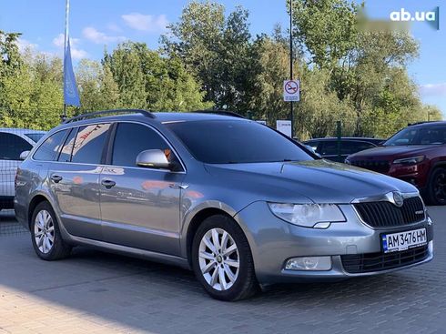 Skoda Superb 2011 - фото 5