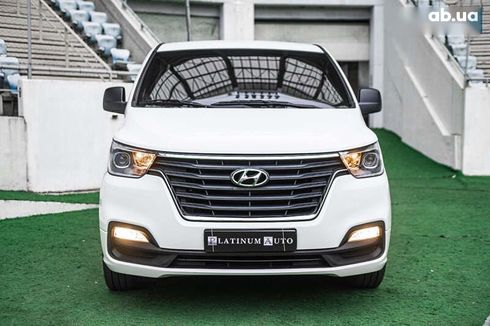 Hyundai Grand Starex 2019 - фото 4