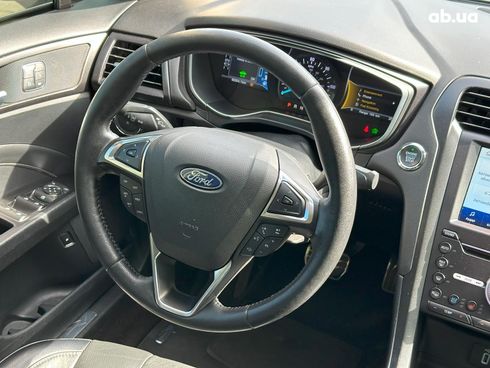 Ford Fusion 2018 серый - фото 27