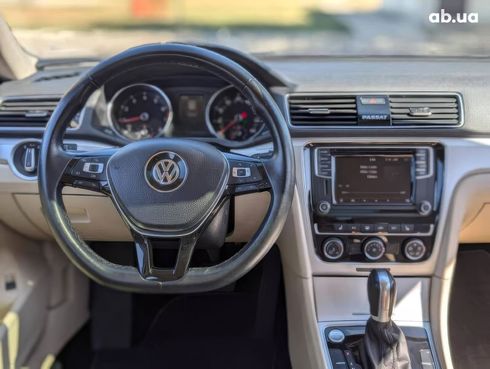 Volkswagen Passat 2019 белый - фото 10