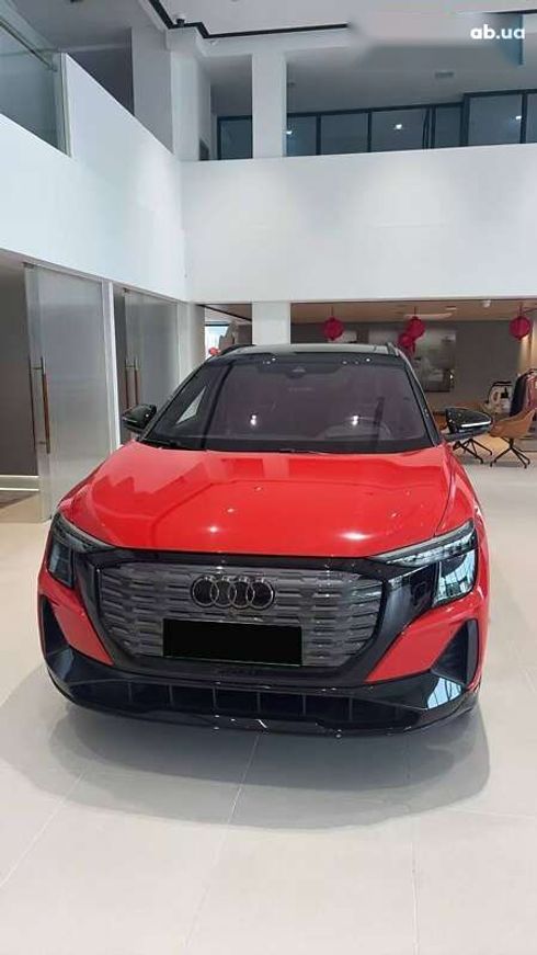 Audi Q5 e-tron 2022 - фото 2