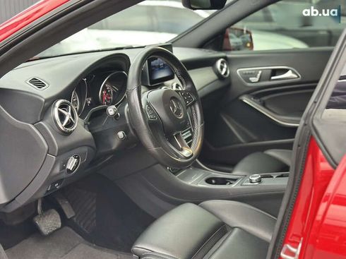 Mercedes-Benz CLA-Класс 2019 - фото 12