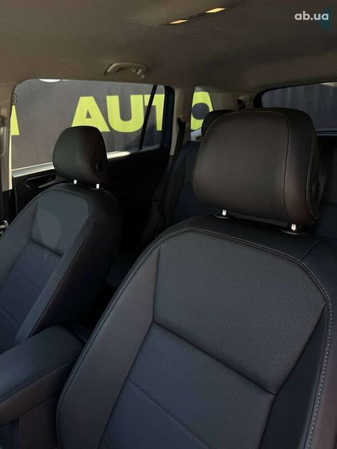 Volkswagen Tiguan 2019 - фото 13