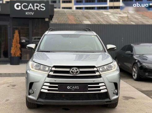 Toyota Highlander 2017 - фото 2