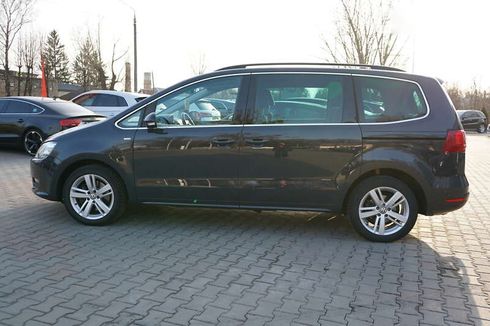 Volkswagen Sharan 2012 - фото 4